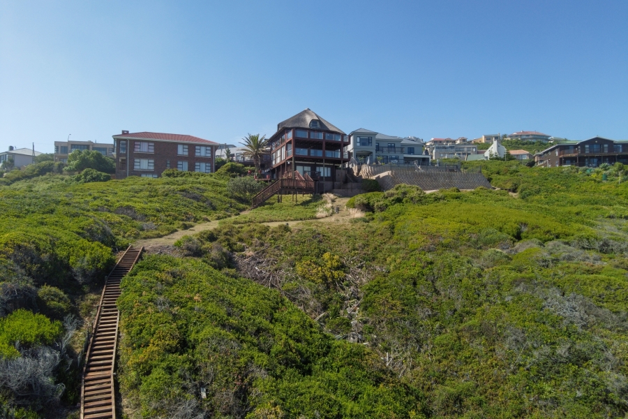 10 Bedroom Property for Sale in Dana Bay Western Cape